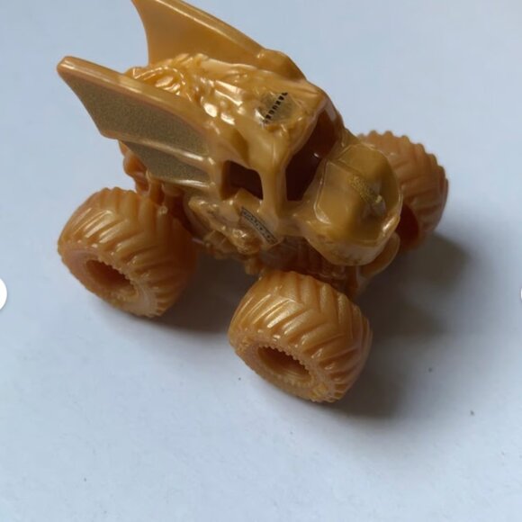 Monster Jam Mini Monster Trucks: RARE Surprise Gold Bakugan Dragonoid - NEW! - Picture 6 of 6
